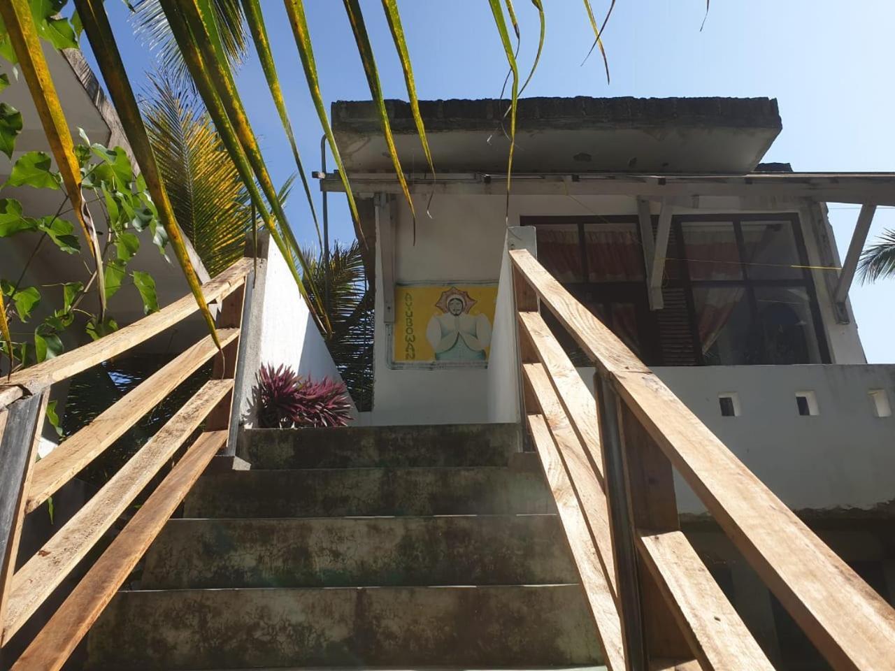 Gems Garden Guest House Tangalle Exterior photo